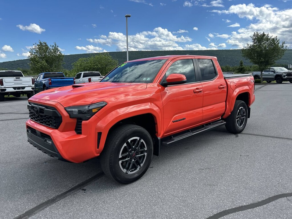 Used 2024 Toyota Tacoma SR5 Truck Double Cab