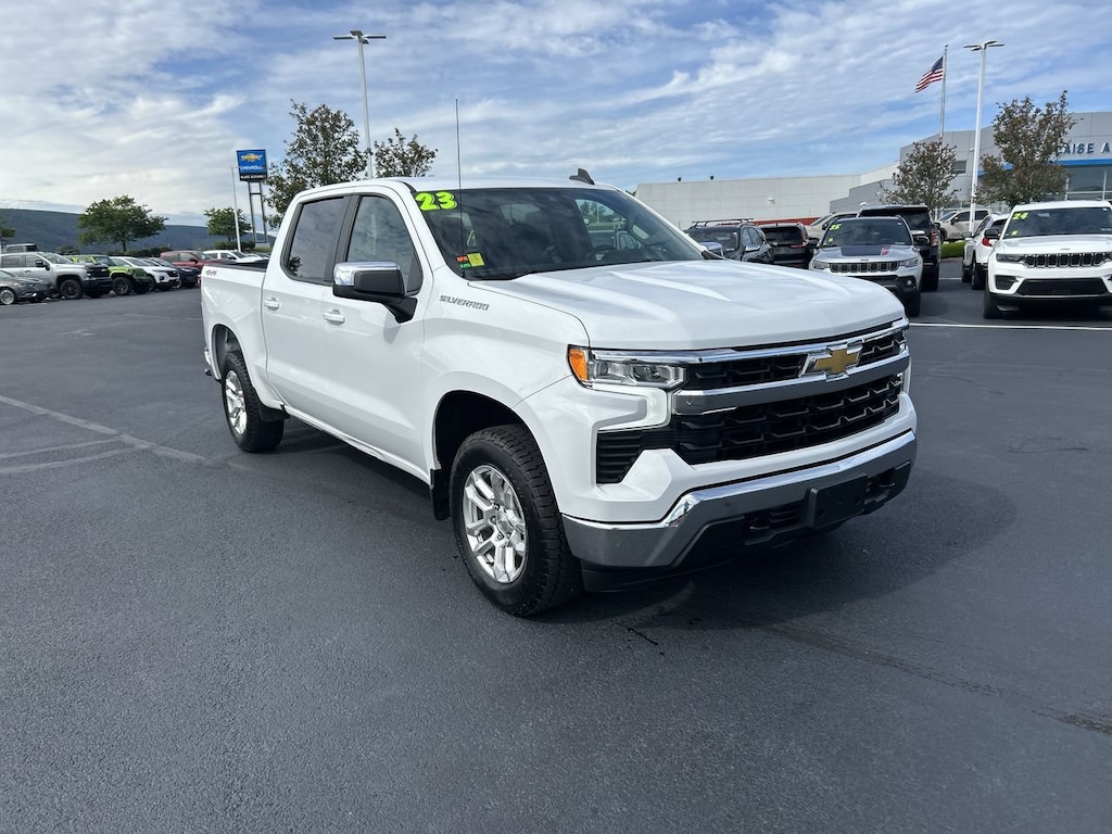 Used 2023 Chevrolet Silverado 1500 LT Truck Crew Cab