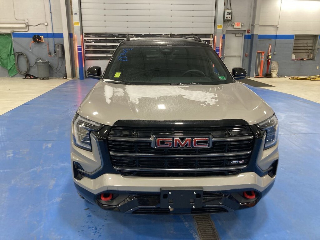 Used 2026 GMC Terrain AT4 SUV