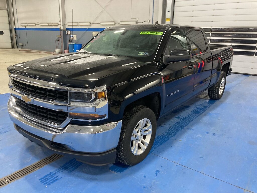 Used 2018 Chevrolet Silverado 1500 LT Truck Crew Cab