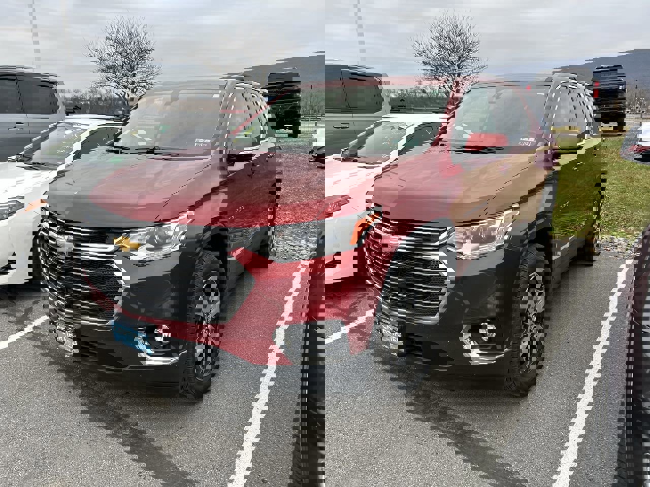 2021 Chevrolet Traverse Leather photo 2