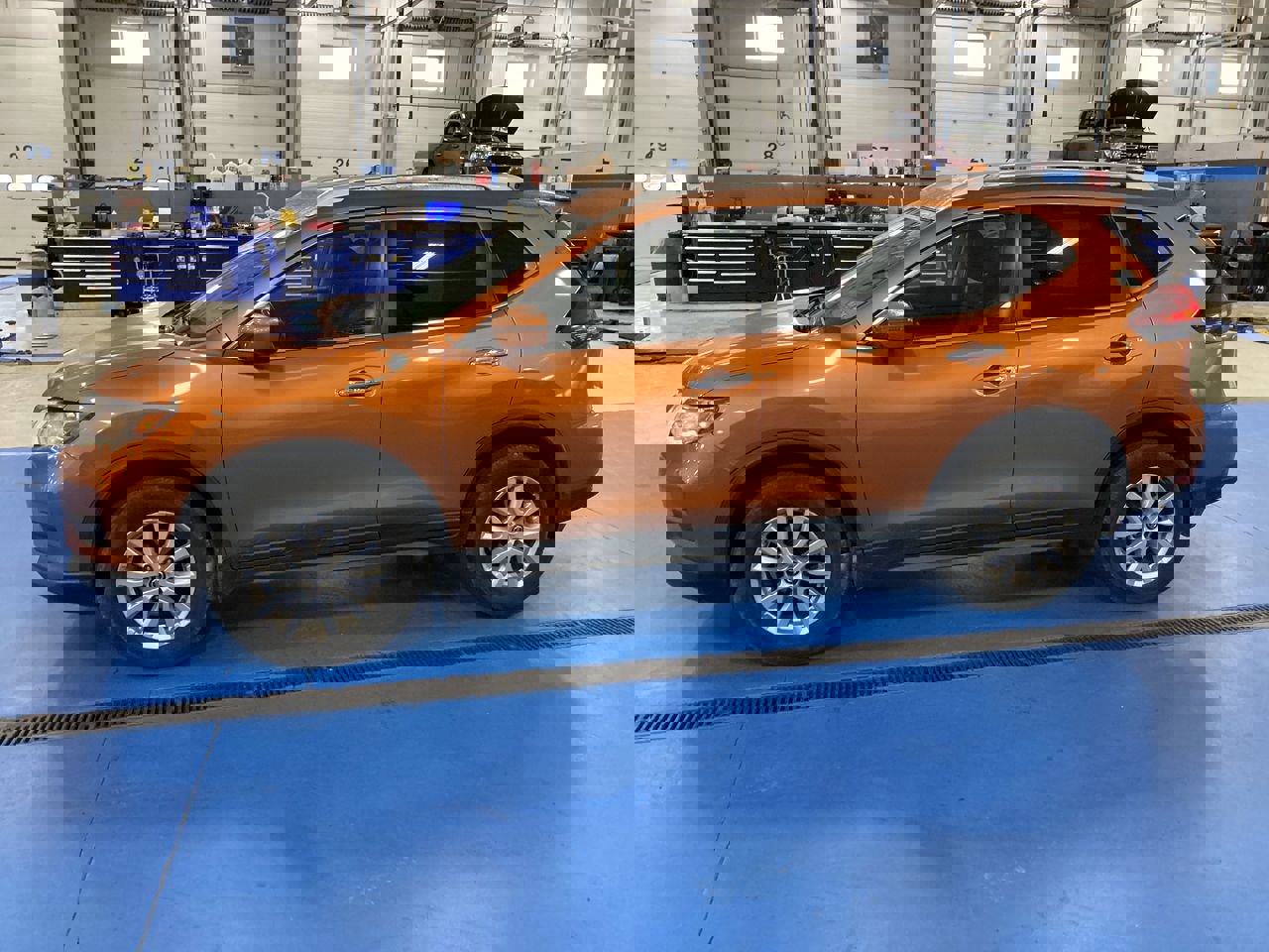 2019 Nissan Rogue SV photo 4