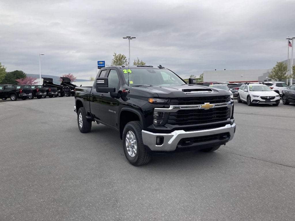 Used 2024 Chevrolet Silverado 2500 HD LT Truck Crew Cab