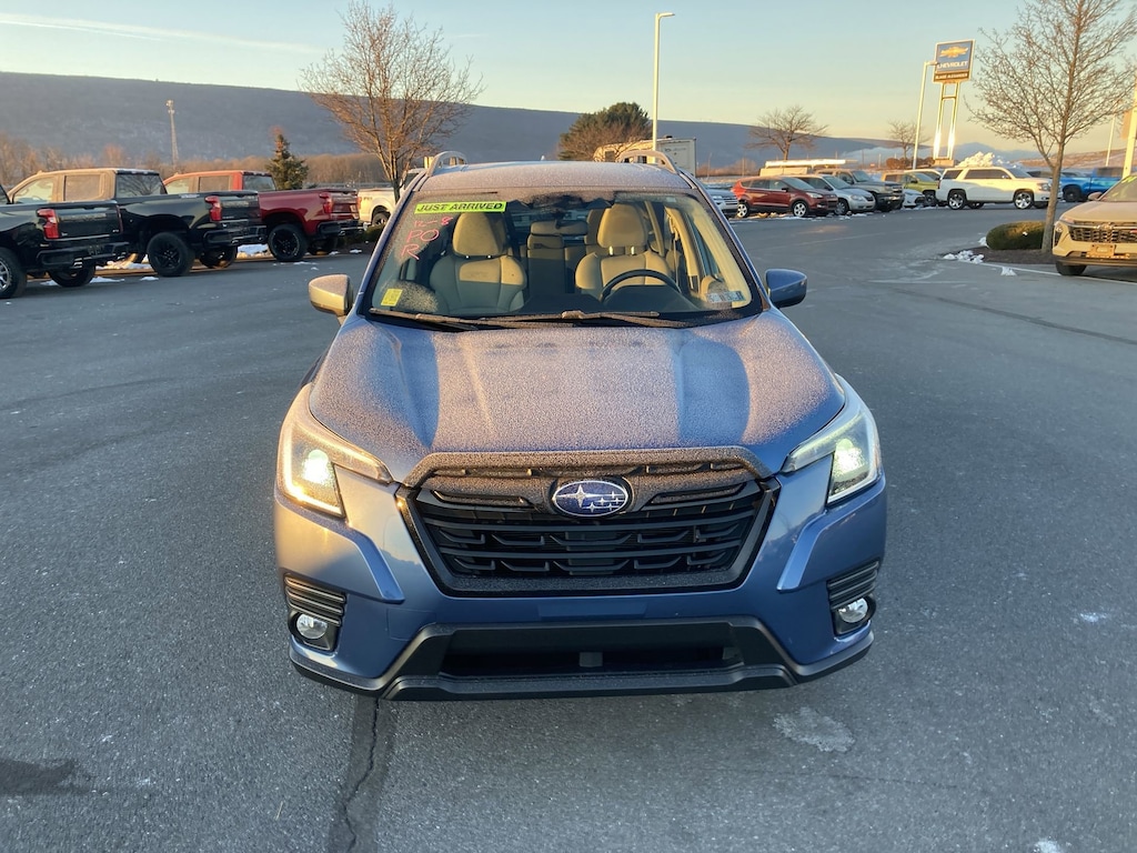 Used 2023 Subaru Forester Premium SUV