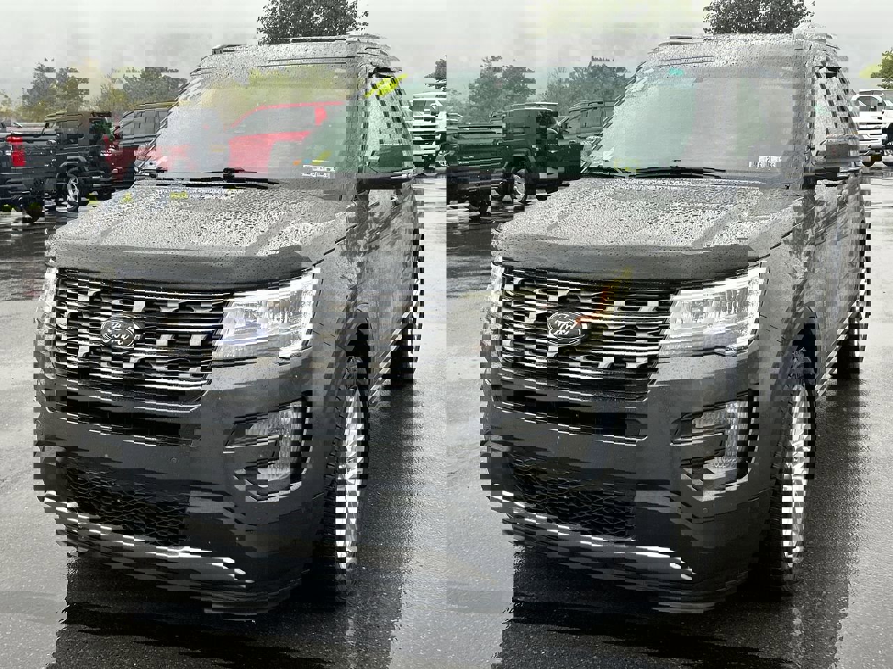 2016 Ford Explorer XLT photo 3