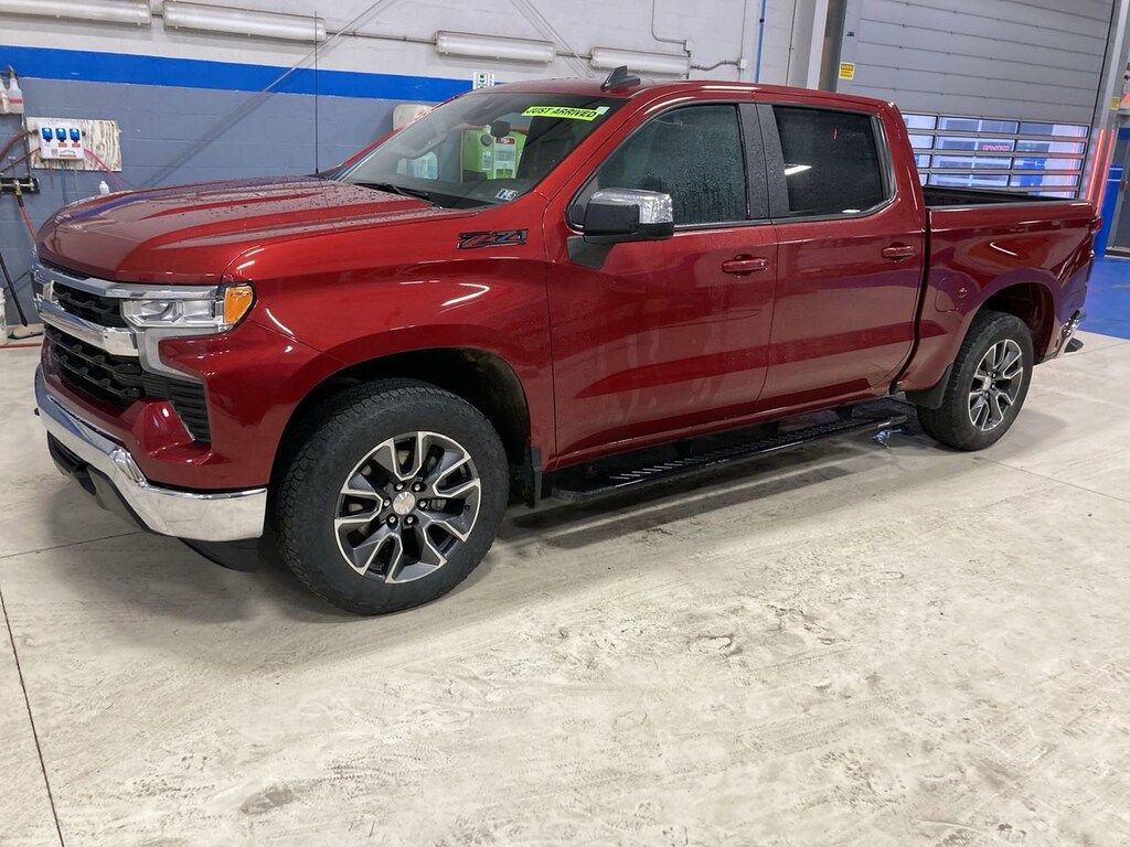 Used 2023 Chevrolet Silverado 1500 LT w/1LT Truck Crew Cab