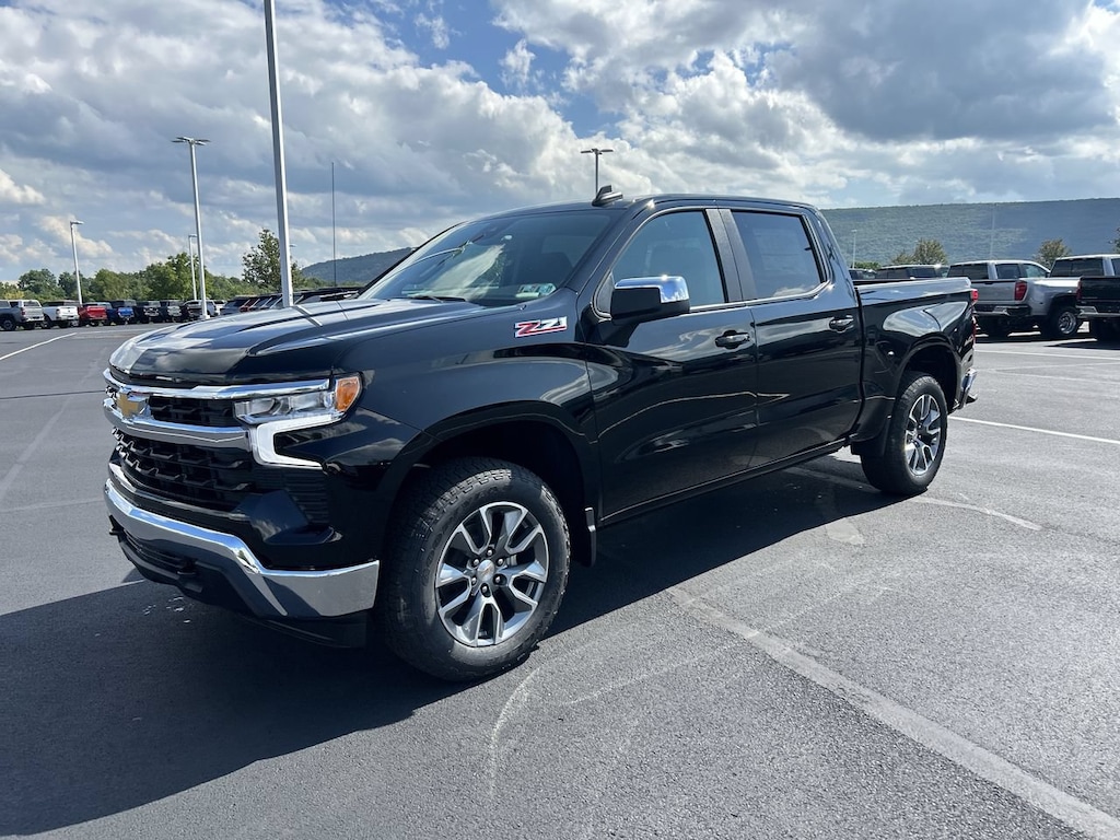 New 2026 Chevrolet Silverado 1500 LT Truck Crew Cab