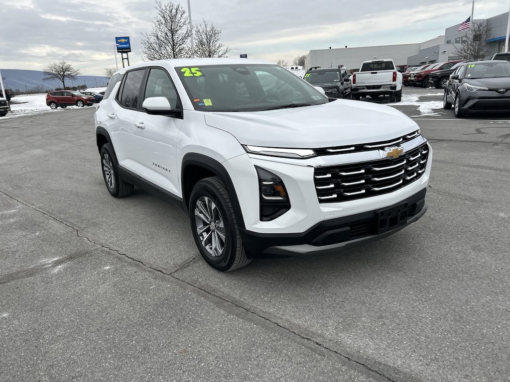 Used 2025 Chevrolet Equinox LT SUV