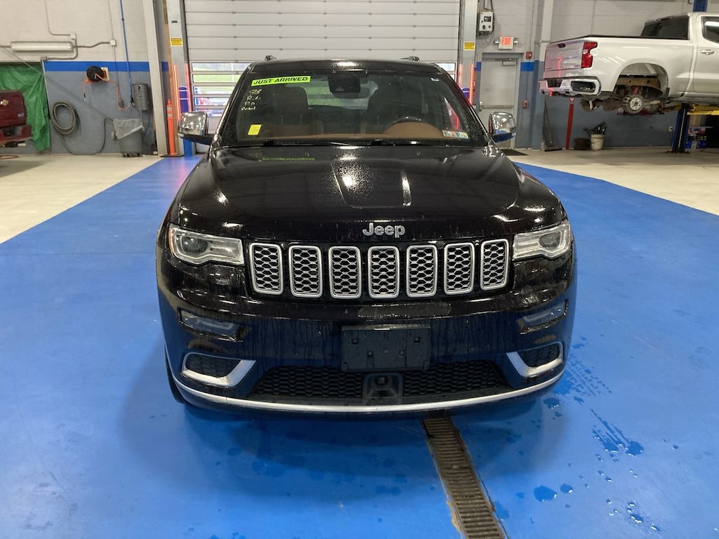 Used 2018 Jeep Grand Cherokee Summit 4x4 SUV