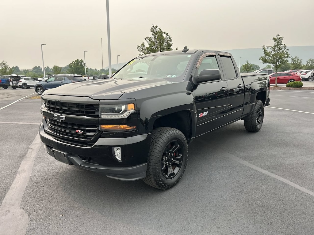 Used 2018 Chevrolet Silverado 1500 LT w/2LT Truck Double Cab