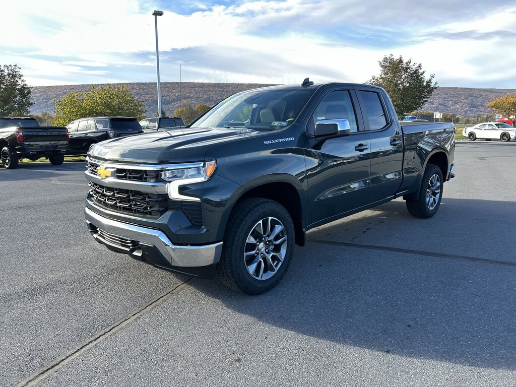New 2026 Chevrolet Silverado 1500 LT Truck Double Cab