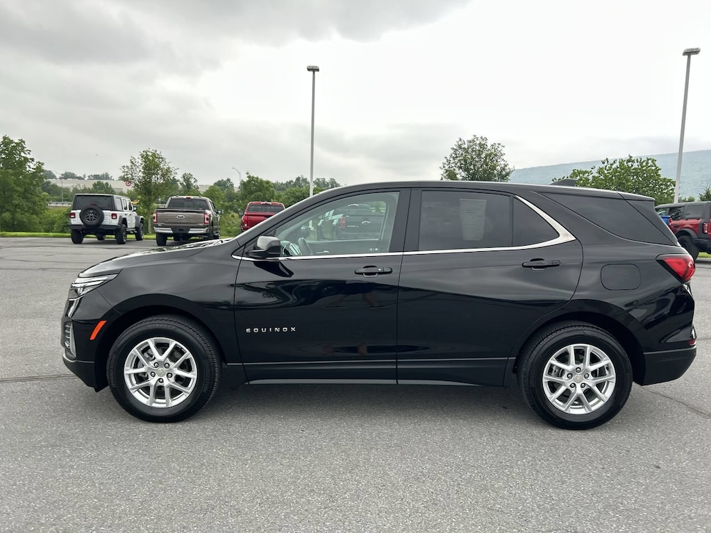 Used 2023 Chevrolet Equinox LT w/2FL SUV