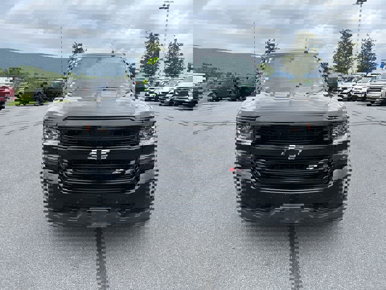 2017 Chevrolet Silverado 1500 LTZ photo 2