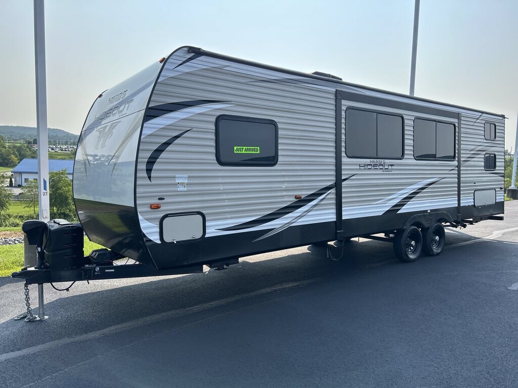 Used 2019 Keystone Camper CAMPER