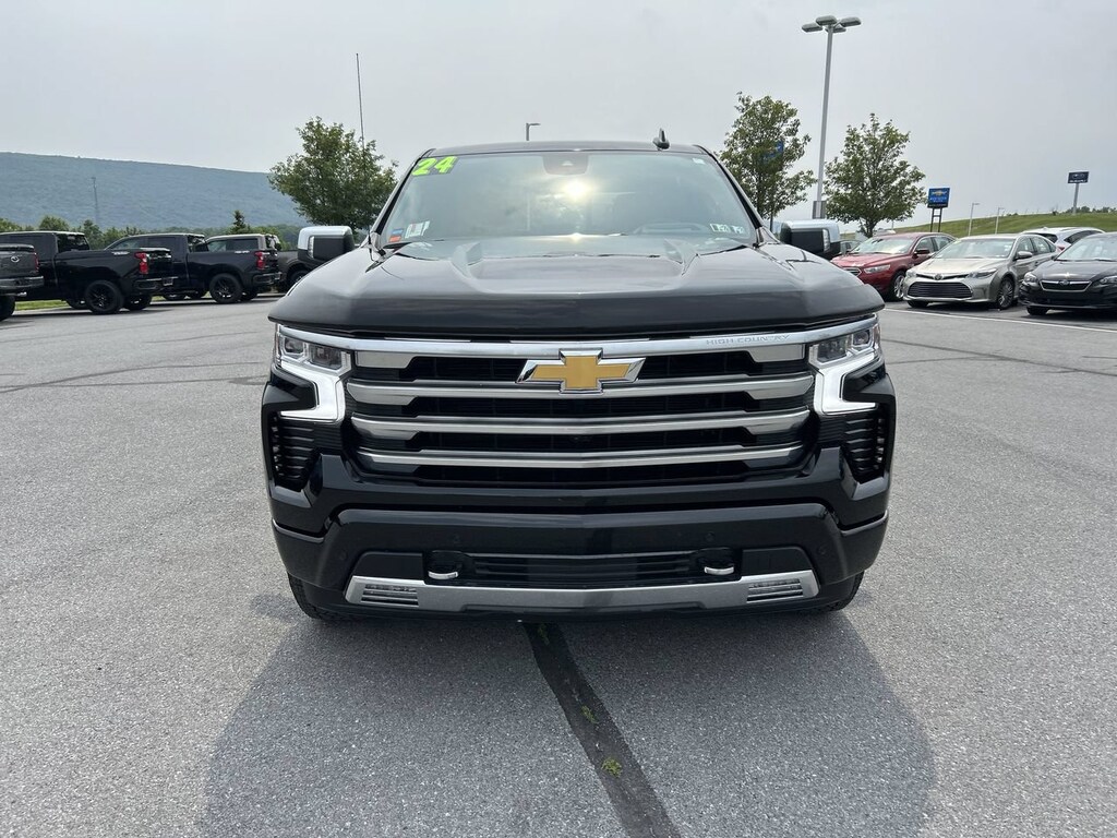 Used 2024 Chevrolet Silverado 1500 High Country Truck Crew Cab