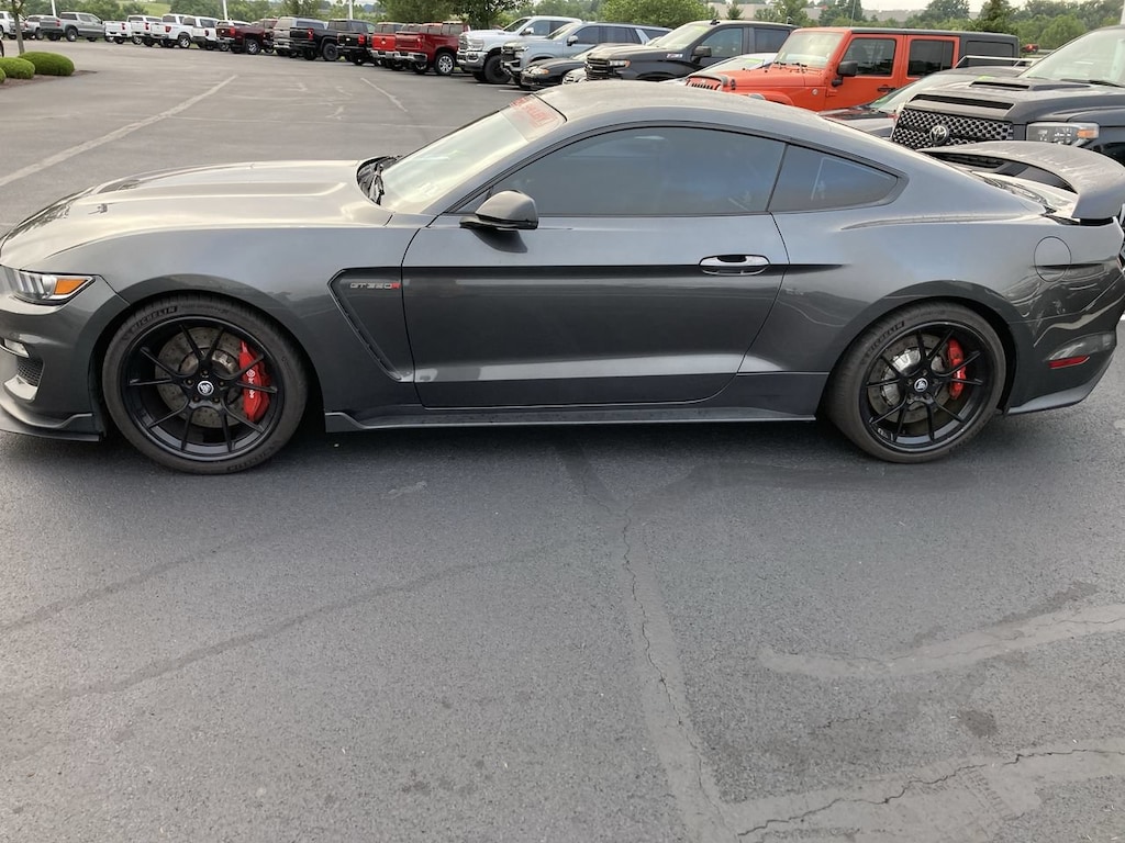 Used 2018 Ford Shelby GT350 Coupe