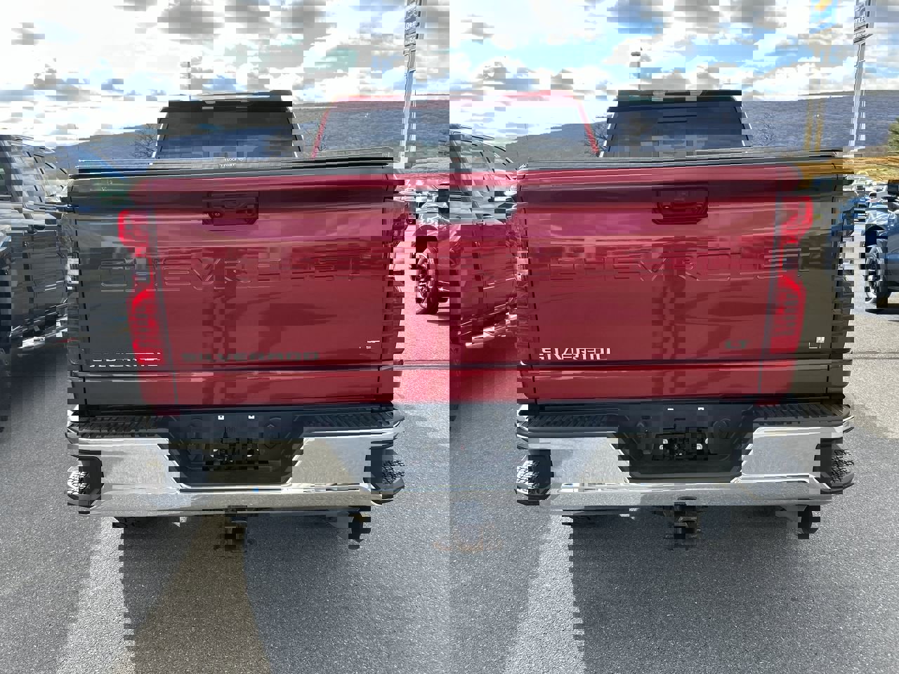 2022 Chevrolet Silverado 2500HD LT photo 3