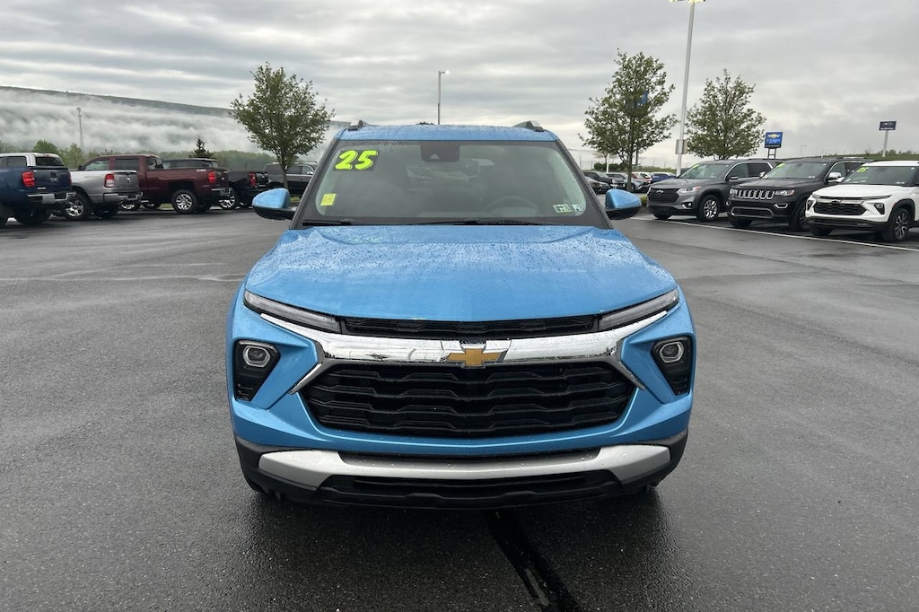 New 2025 Chevrolet Trailblazer LT SUV