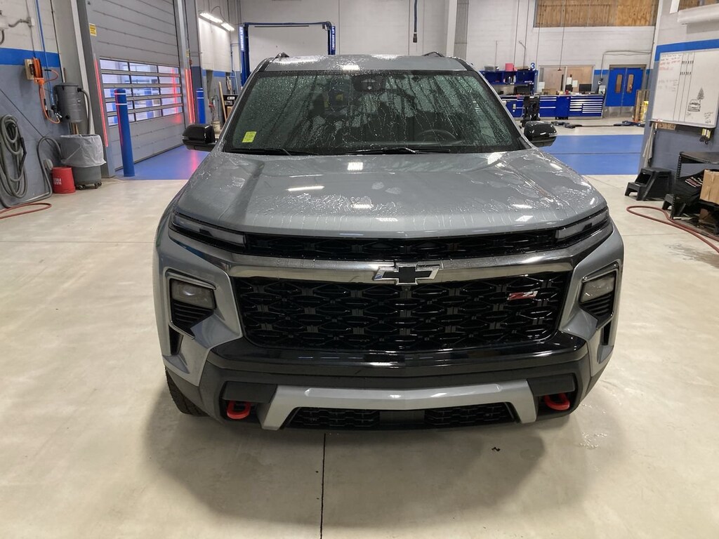 Used 2025 Chevrolet Traverse Z71 SUV