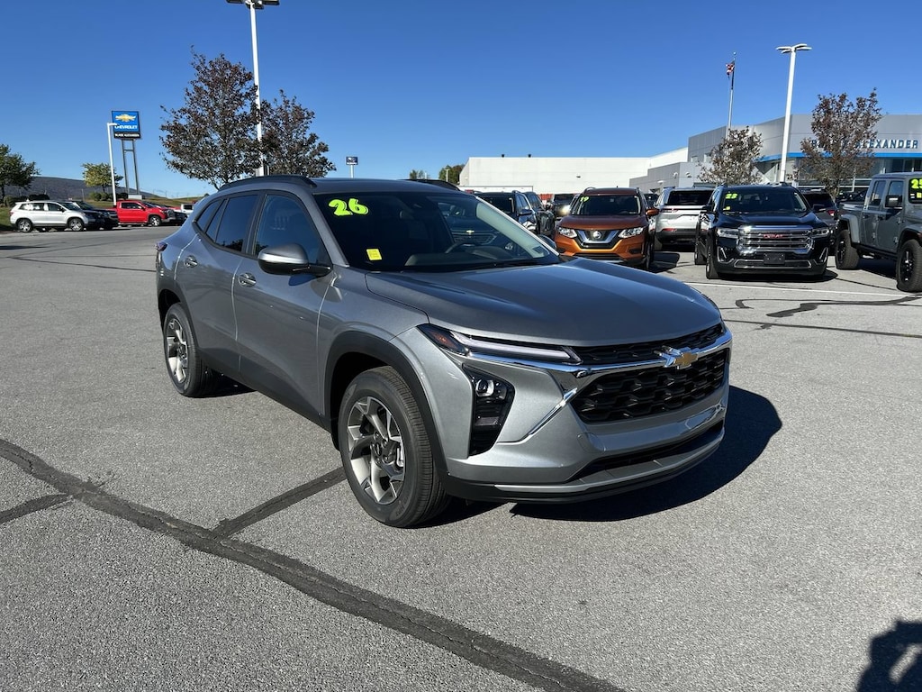 Used 2026 Chevrolet Trax LT SUV