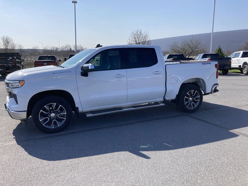 Used 2023 Chevrolet Silverado 1500 LT Truck Crew Cab