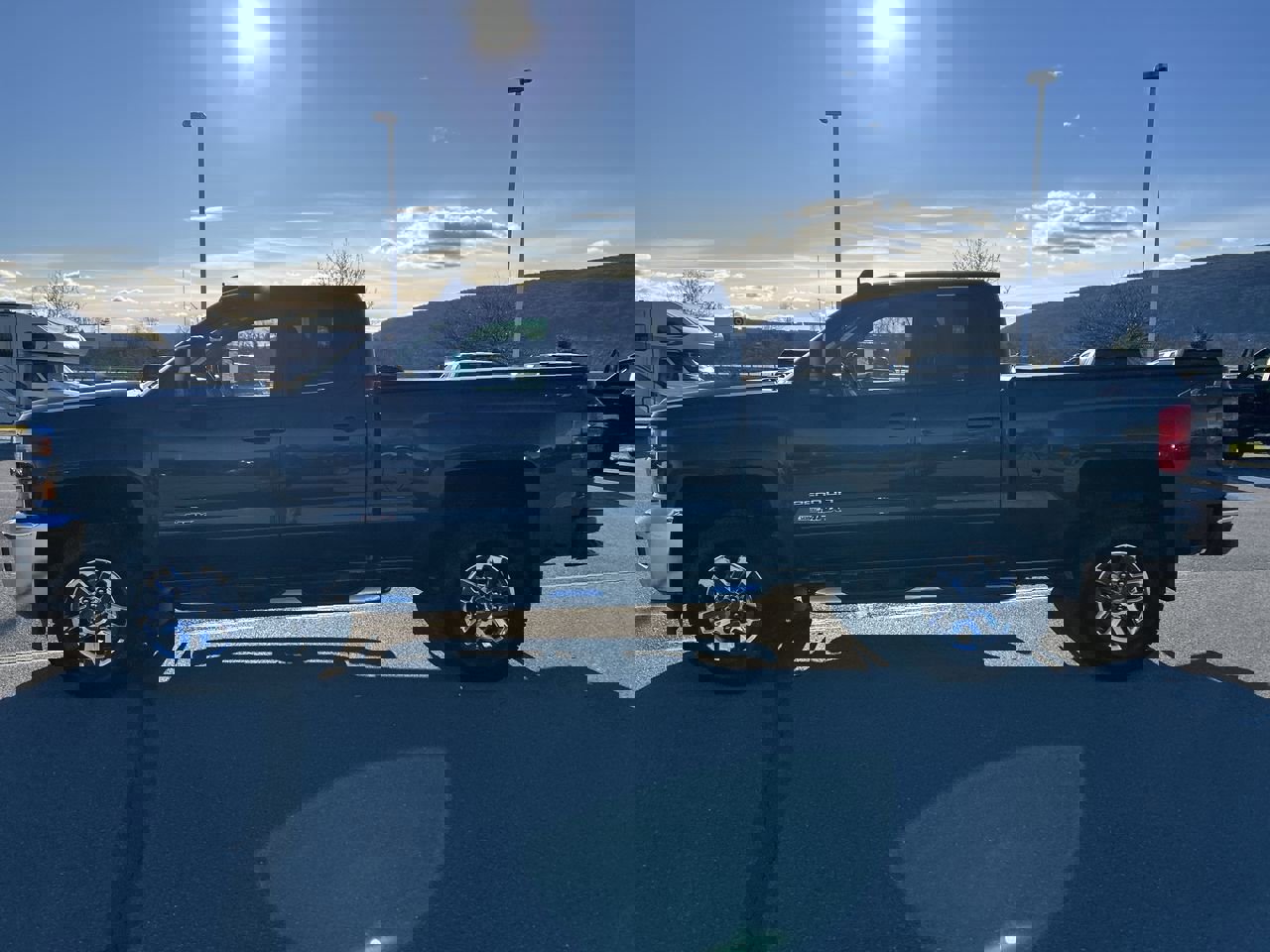 2019 Chevrolet Silverado 2500HD LT photo 4