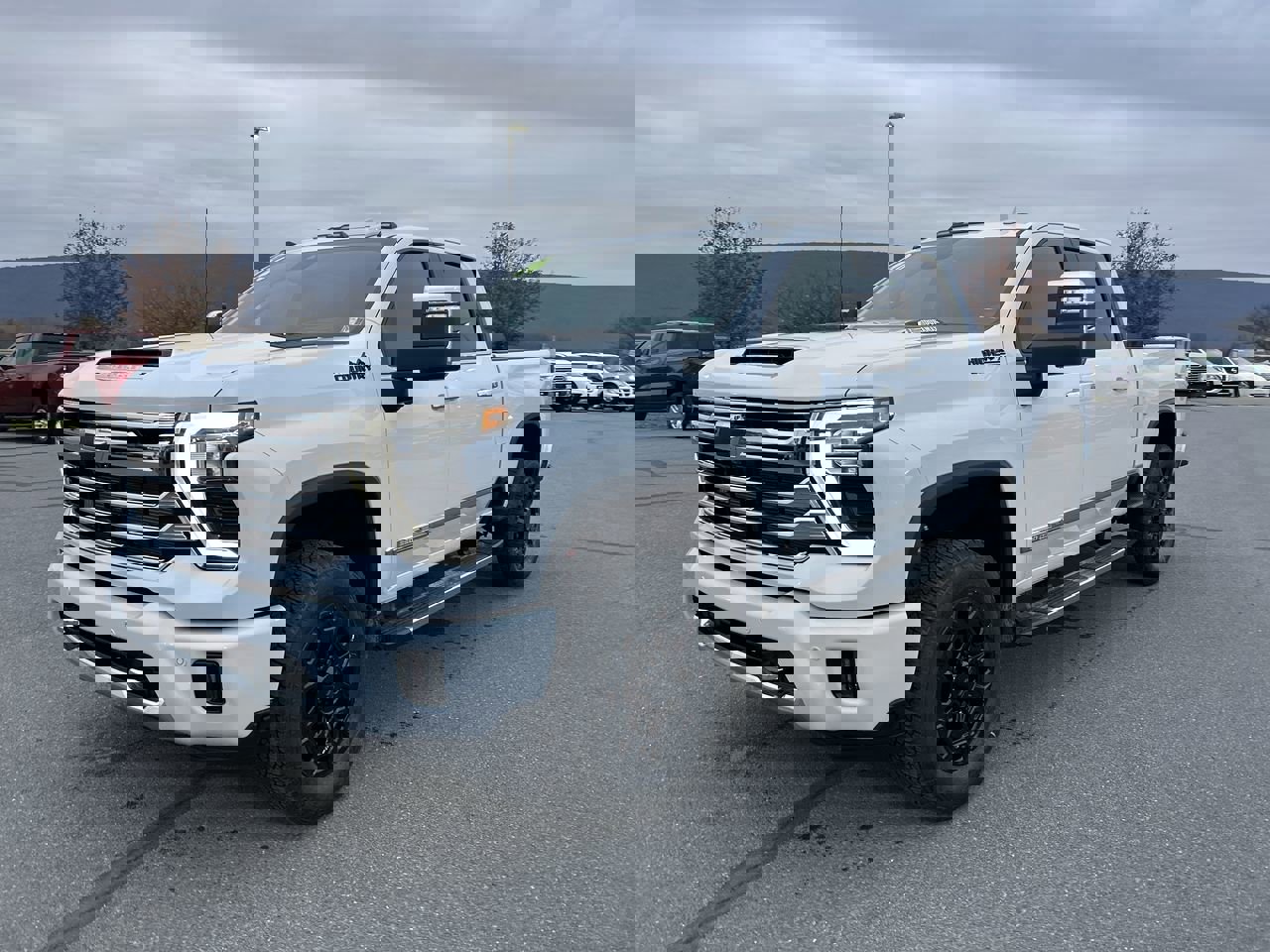 2026 Chevrolet Silverado 3500HD High Country photo 3