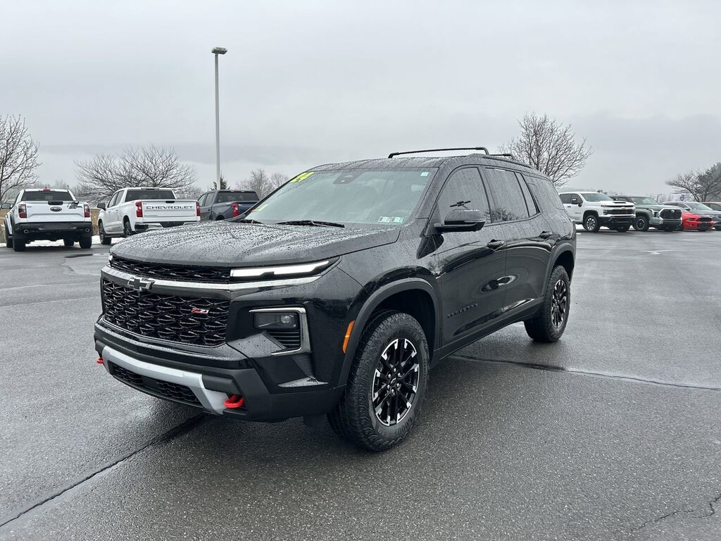Used 2024 Chevrolet Traverse Z71 SUV