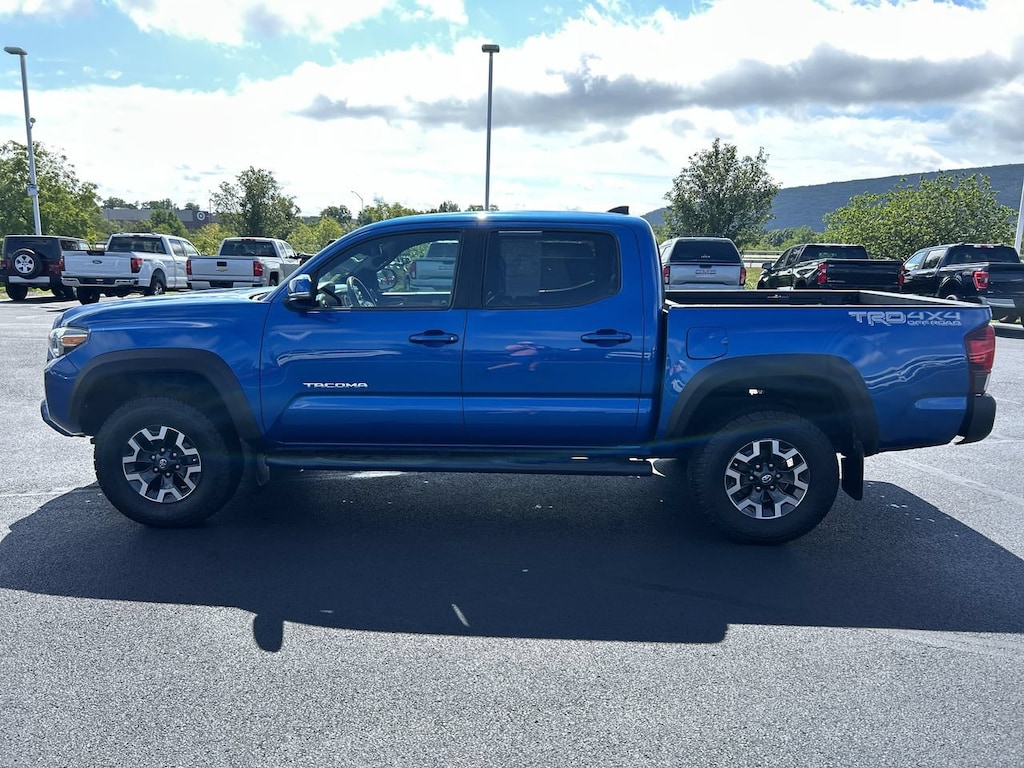 Used 2018 Toyota Tacoma SR V6 Truck Double Cab