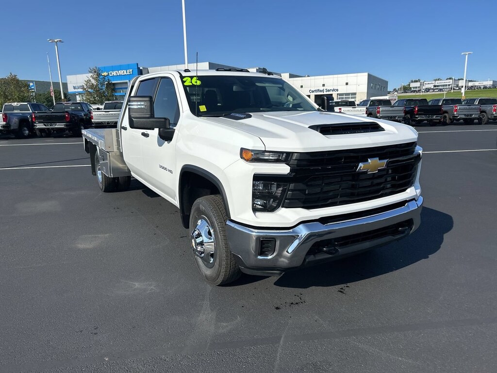 New 2026 Chevrolet Silverado 3500 HD Chassis Work Truck Truck Crew Cab