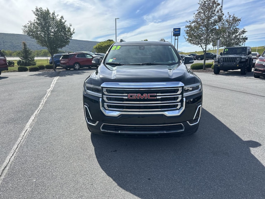 Used 2023 GMC Acadia SLE SUV