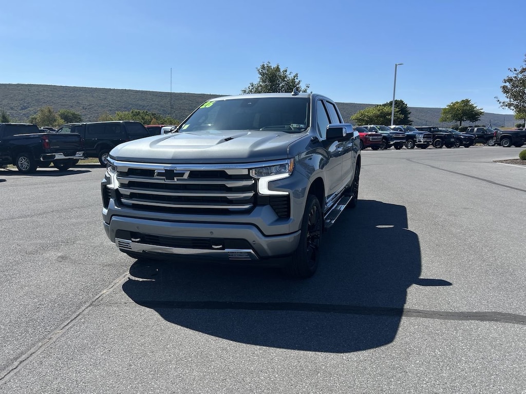 New 2026 Chevrolet Silverado 1500 High Country Truck Crew Cab