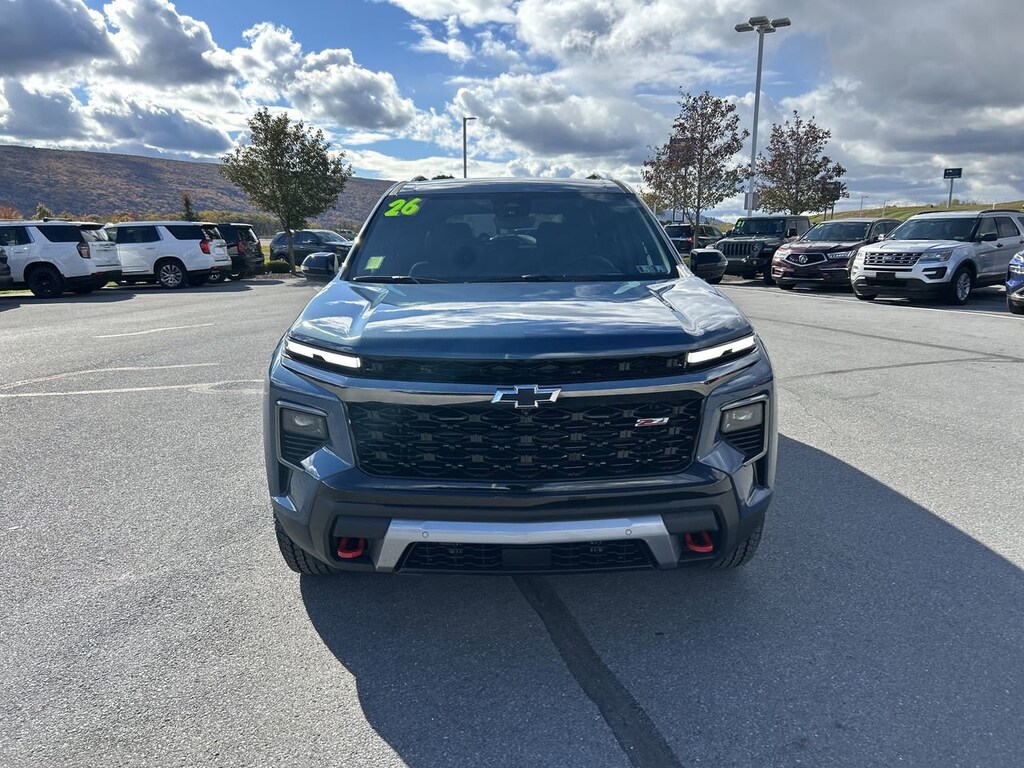 New 2026 Chevrolet Traverse AWD Z71 SUV