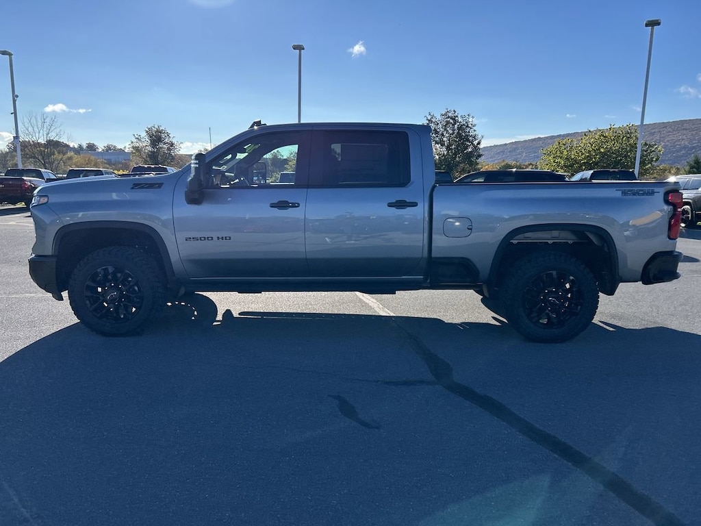 New 2026 Chevrolet Silverado 2500 HD LT Truck Crew Cab