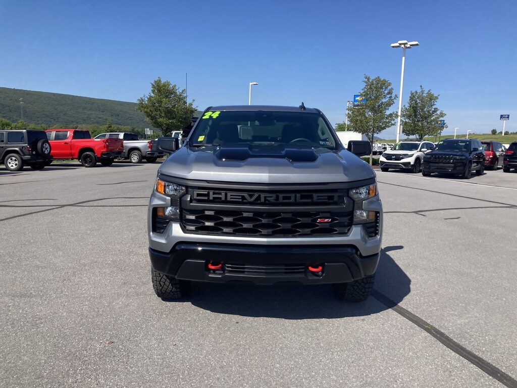 Used 2024 Chevrolet Silverado 1500 Custom Trail Boss Truck Crew Cab
