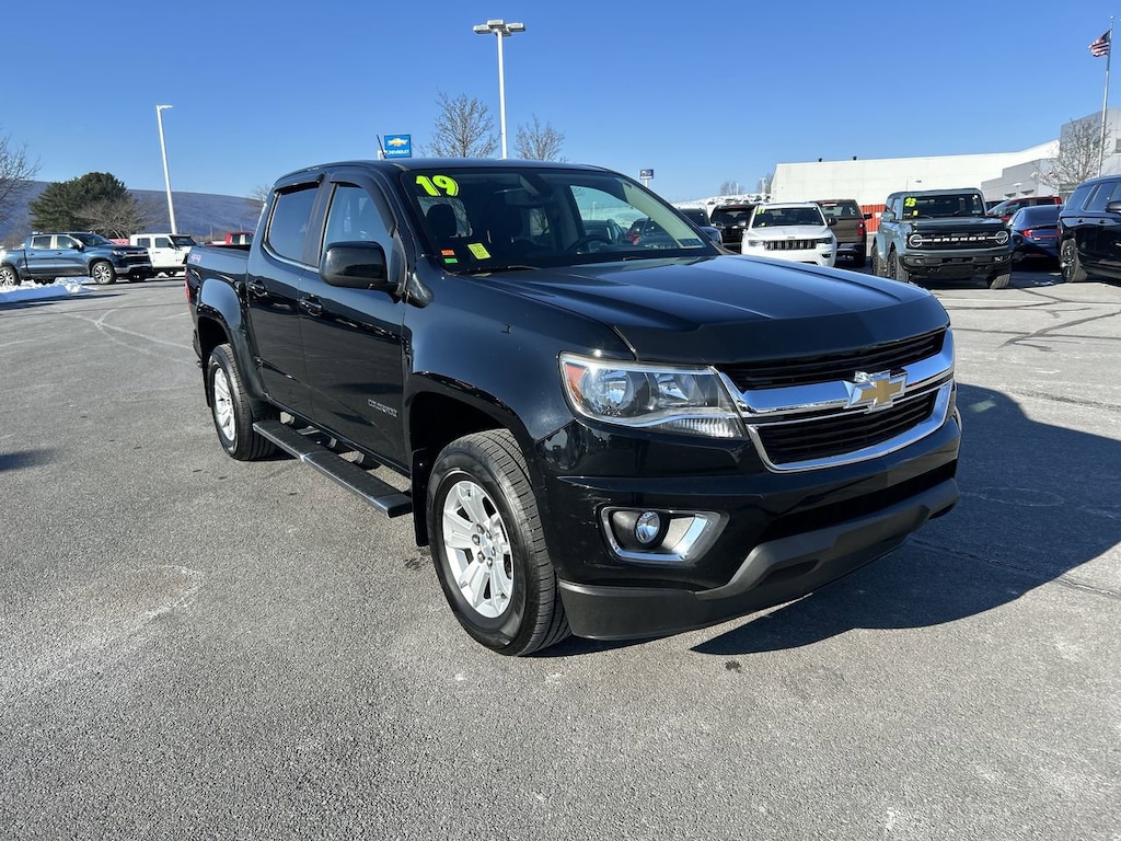 Used 2019 Chevrolet Colorado LT Truck Crew Cab