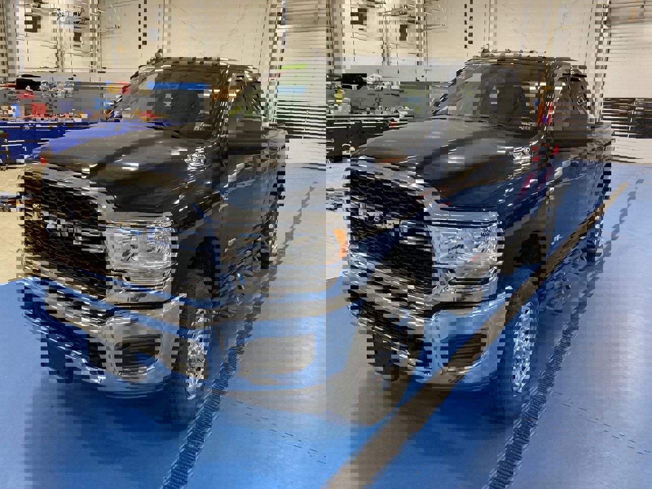 2019 Ram 2500 Tradesman photo 3