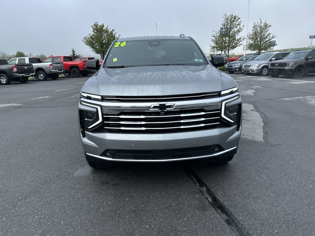New 2026 Chevrolet Suburban LT SUV