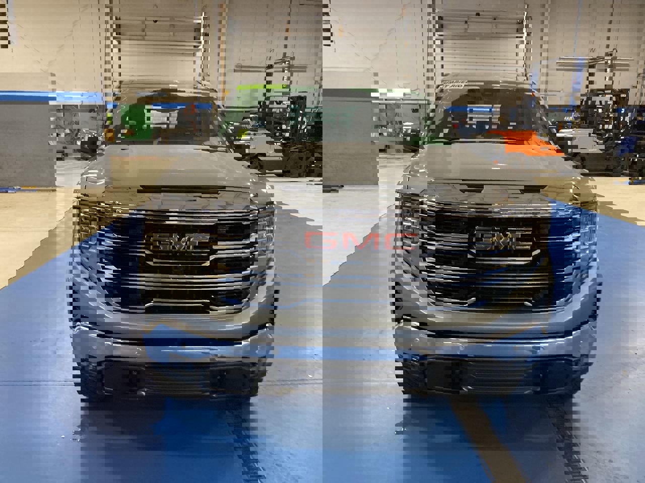 2025 Gmc Sierra 1500 SLT photo 2