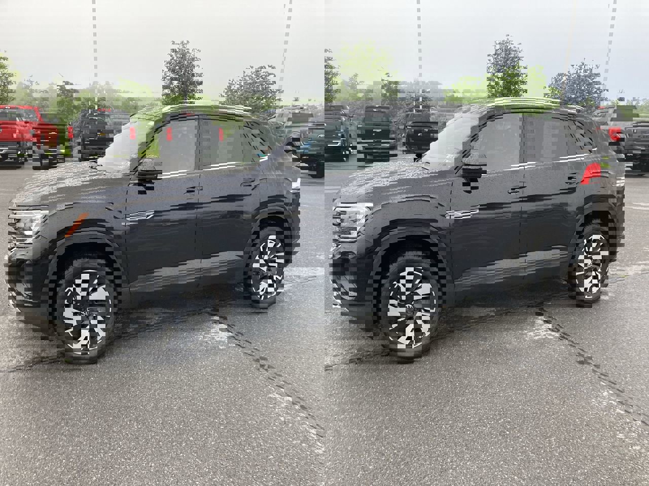 2024 Volkswagen Atlas Cross Sport SE Technology photo 4