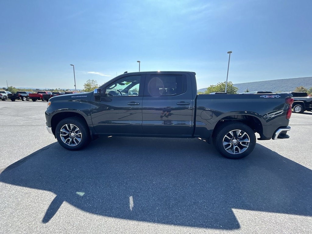 New 2026 Chevrolet Silverado 1500 LT Truck Crew Cab