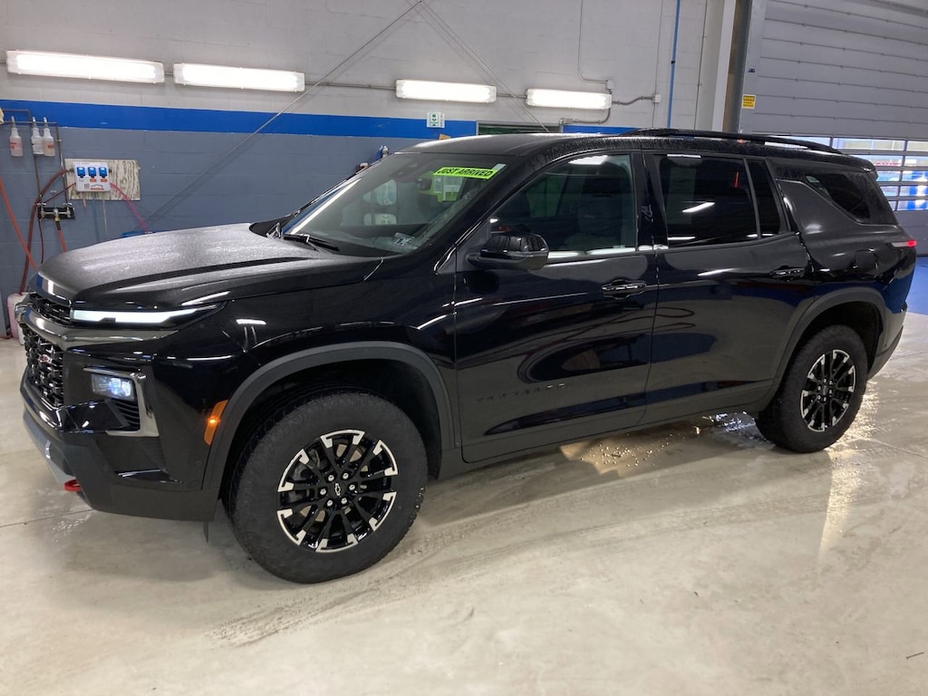 Used 2024 Chevrolet Traverse Z71 SUV