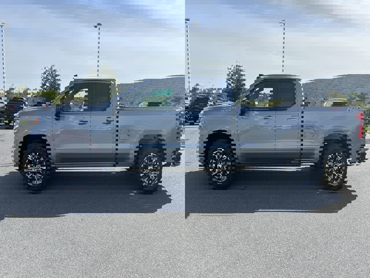 2026 Chevrolet Silverado 1500 RST photo 3
