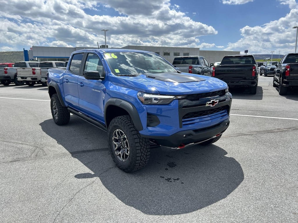New 2026 Chevrolet Colorado 4WD ZR2 Truck Crew Cab