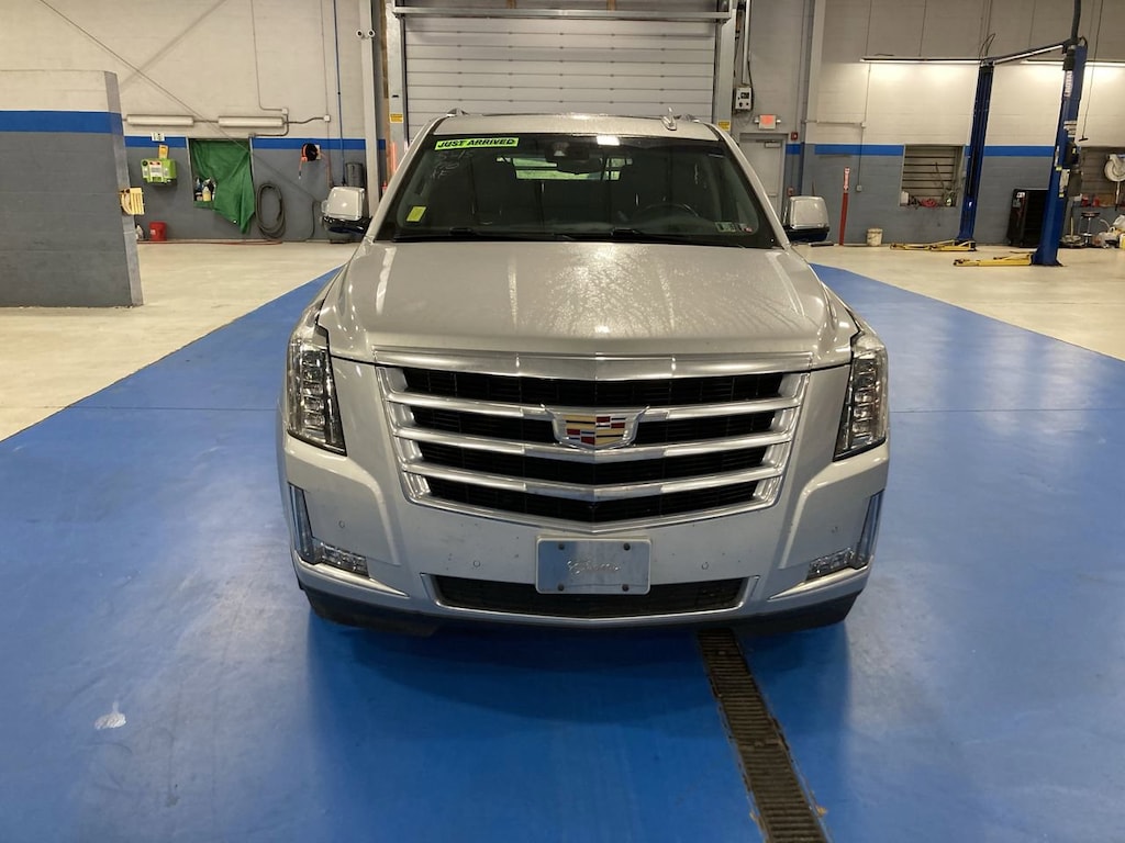 Used 2020 CADILLAC Escalade Luxury SUV