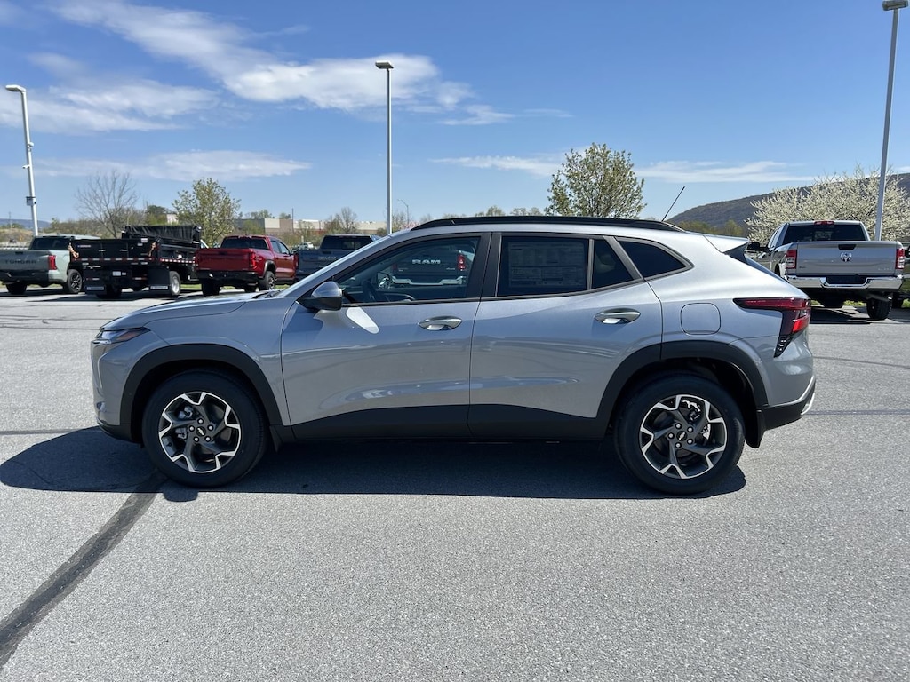 New 2026 Chevrolet Trax LT SUV