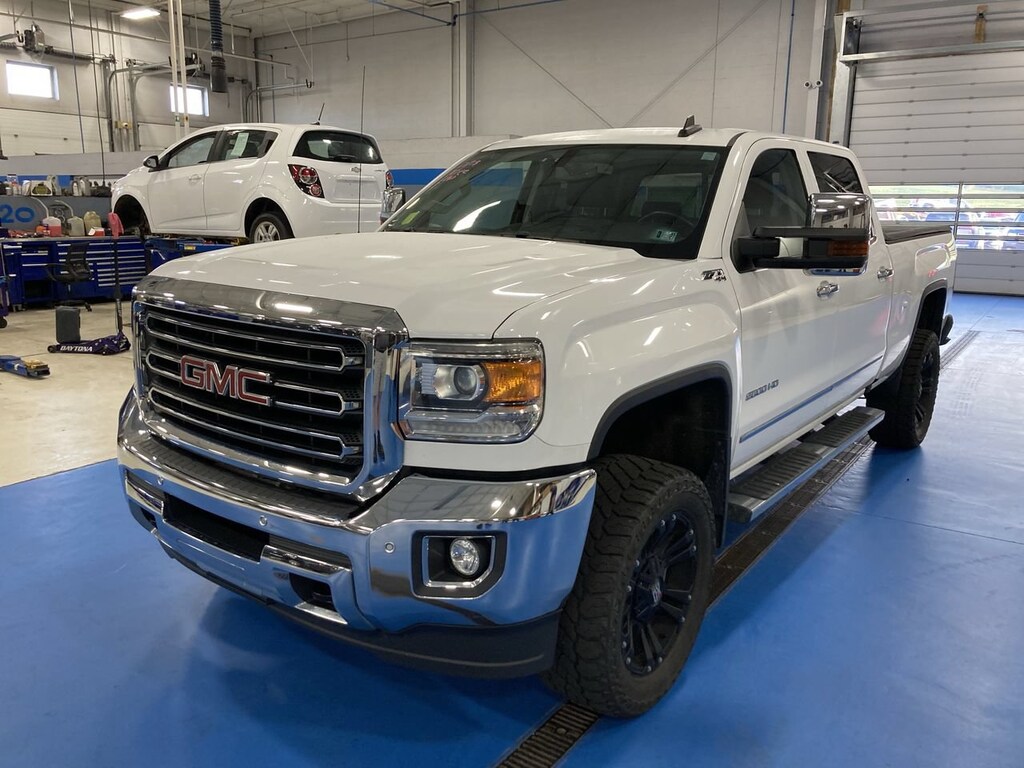 Used 2016 GMC Sierra 2500HD SLT Truck Crew Cab