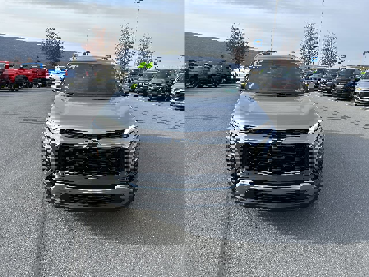 2026 Chevrolet Equinox ACTIV photo 2