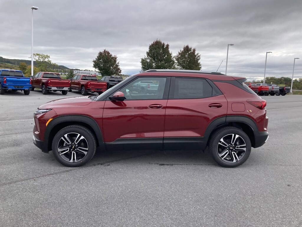 Used 2024 Chevrolet Trailblazer LT SUV