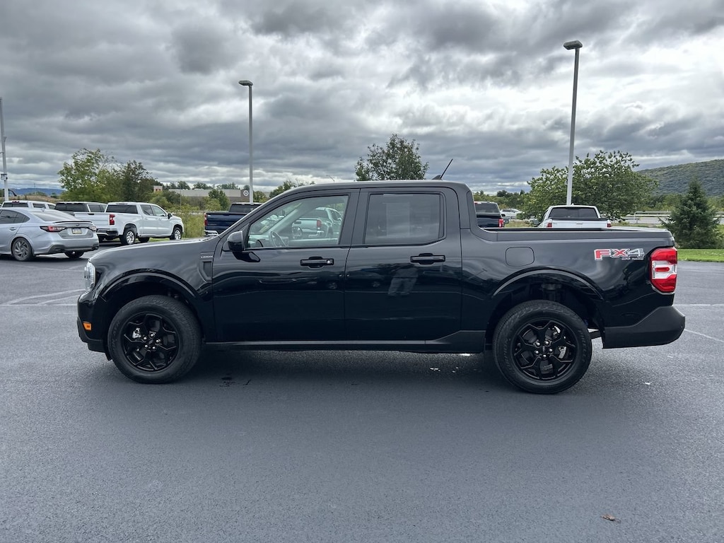 Used 2024 Ford Maverick Lariat Truck SuperCrew